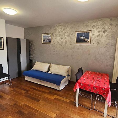 Apartman In Club Apartment Zagreb Ngoại thất bức ảnh